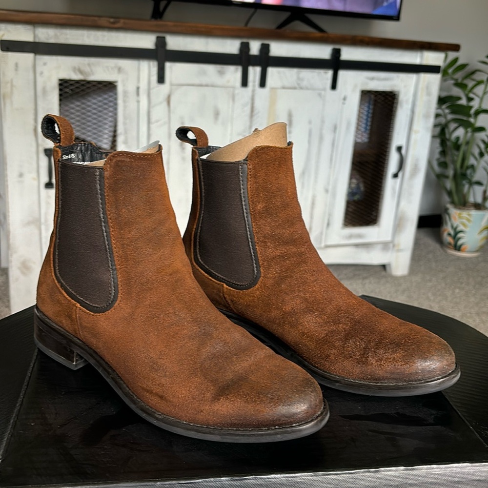 Thursday Boot company boots size 8